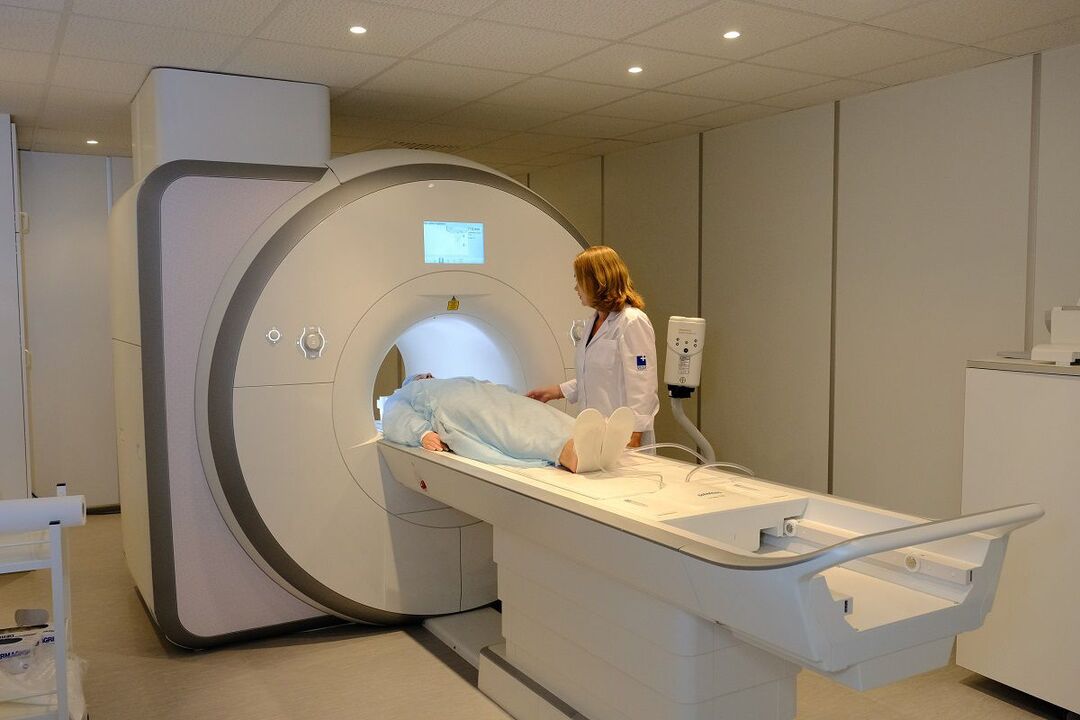 CT scan for the diagnosis of osteochondrosis