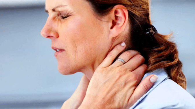 Symptoms of osteochondrosis of the cervical back